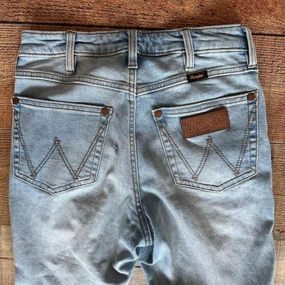 Vintage Wrangler Light Wash Denim Bell Bottom Jeans Womens Flared High Waist 27 - Picture 11 of 12